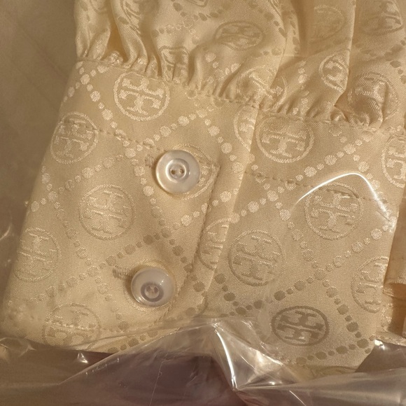 Tory Burch French-cream Tie Neck silk blouse; Jacquard logo; NWT - Picture 9 of 11
